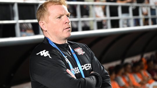 Fostul fotbalist din Anglia îi face praf pe conducătorii Rapidului după demiterea lui Neil Lennon: ”Mă enervează!” / ”Nu știu ce urmează pentru el...”