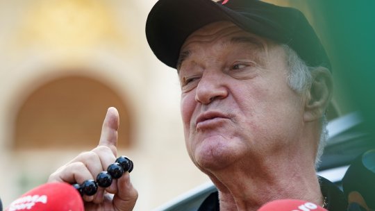 Gigi Becali, ipoteză uluitoare despre plecarea lui Neil Lennon de la Rapid: ”Fac la mișto, să mă dea afară!”