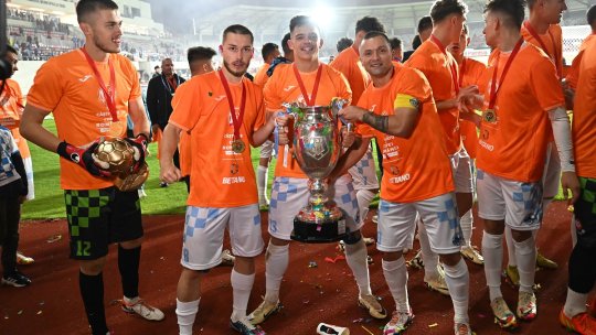 Noi posibile plecări de la Corvinul Hunedoara! După Flavius Iacob, încă doi jucători sunt aproape de transfer: ”Ei sunt următorii”