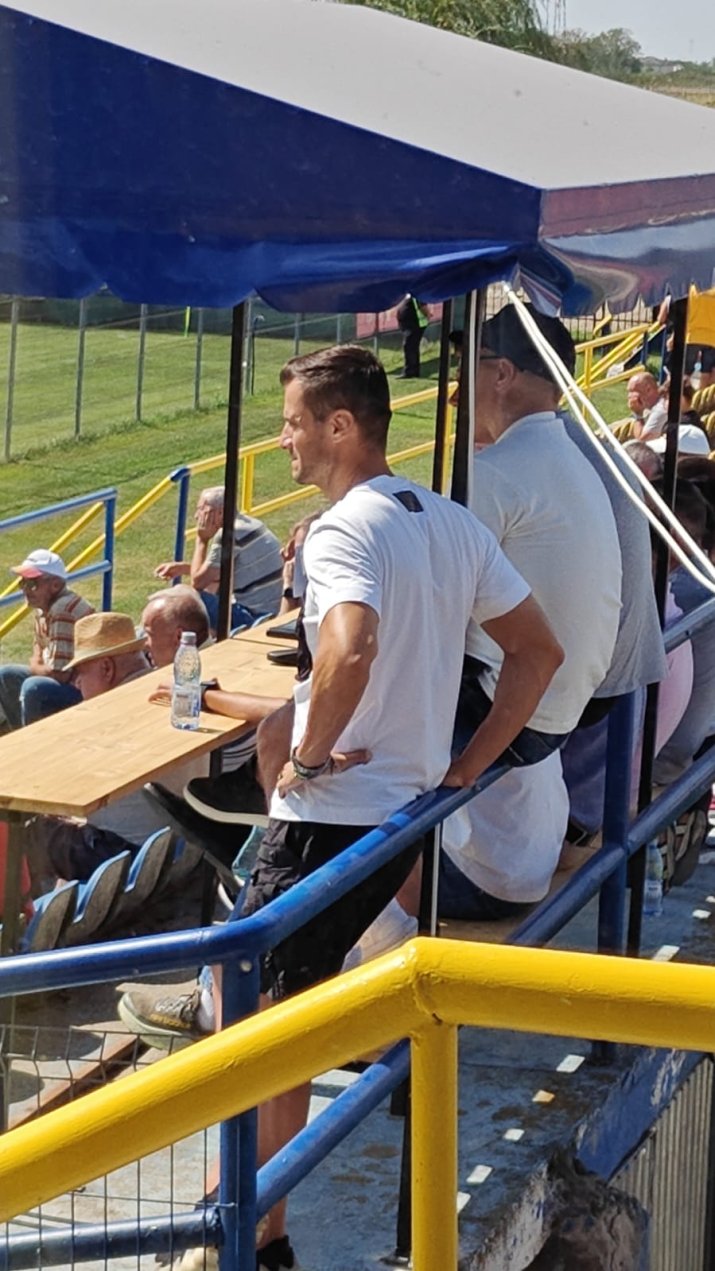 Andrei Nicolescu a privit din tribune meciul, de lângă Pancu și Dulcea