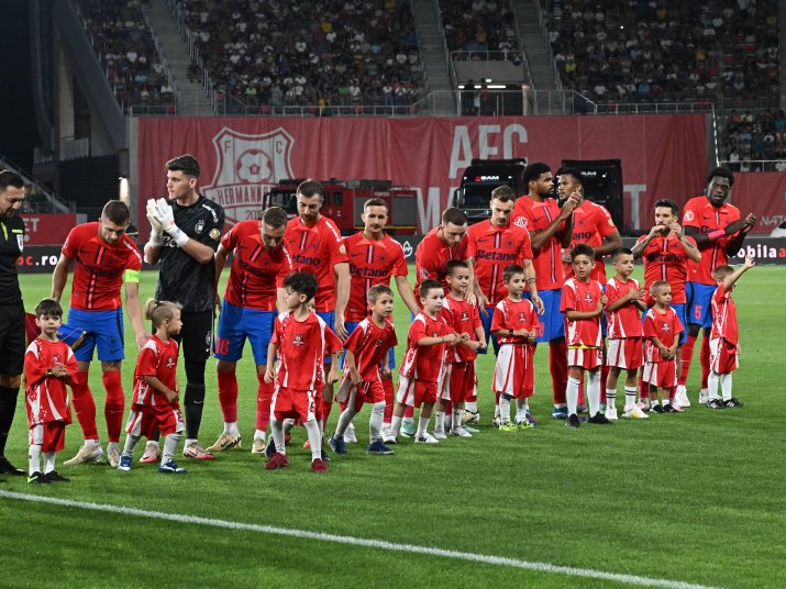 La Sibiu, FCSB a părut o echipă de copii, care joacă pentru prima oară împreună