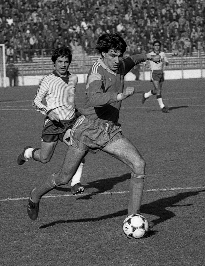 Pițurcă și-a luat revanșa în 1988, când a devenit golgheterul României și "Gheata de bronz" a Europei, cu 34 de goluri