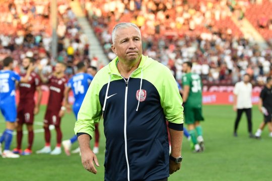 Dan Petrescu s-a enervat la culme la conferința de presă: ”Pune-mi altă întrebare, dacă nu, plec”