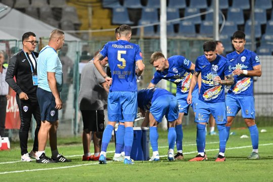 Andrei Prepeliță a pierdut cu U Cluj, 0-2, dar nu e speriat de poziția din clasament: ”Campionatul e lung” / ”Mergem pe principiile noastre”