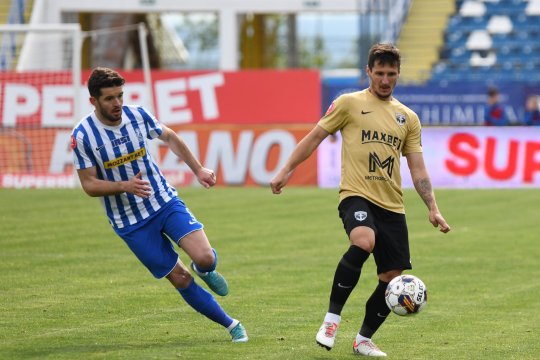 OFICIAL | Revenire în SuperLigă. A semnat pe un an după ce a plecat de la Corvinul