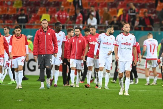 OFICIAL | Dinamo se desparte de un jucător. Merge tocmai în Liga 3