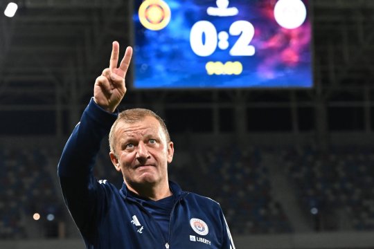 OFICIAL | Dorinel Munteanu a semnat! Contract valabil până în 2027: ”E o onoare pentru mine”