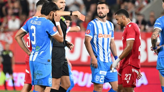 A venit "nota de plată": cât lipsesc Sivis și Homawoo după cartonașele roșii din partida Dinamo - Craiova