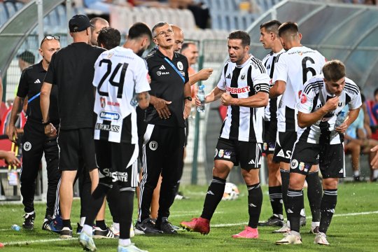 Liderul SuperLigii, eliminare-șoc din Cupa României! Cum s-a încheiat partida Metalul Buzău - U Cluj