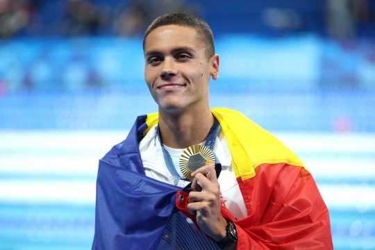 Reacție haioasă după ce Emil Boc a anunțat că bazinul de înot de la Cluj o să îi poarte numele lui David Popovici: ”Vor să îl omoare!”