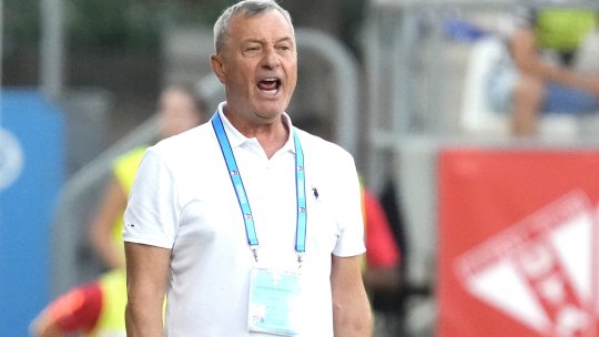 Mircea Rednic s-a enervat și a părăsit brusc conferința de presă dinaintea meciului cu FCSB: ”Ar trebui să le fie ruşine!”