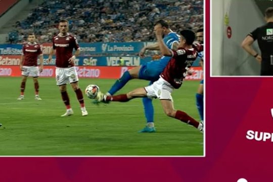 Kovacs a dat penalty pentru Rapid, însă a întors decizia după intervenția VAR