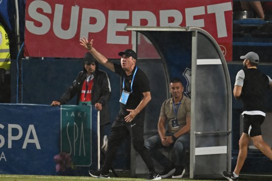 Gică Hagi a izbucnit în timpul partidei Farul - Poli Iași: ”Plecați dracu' acasă!”