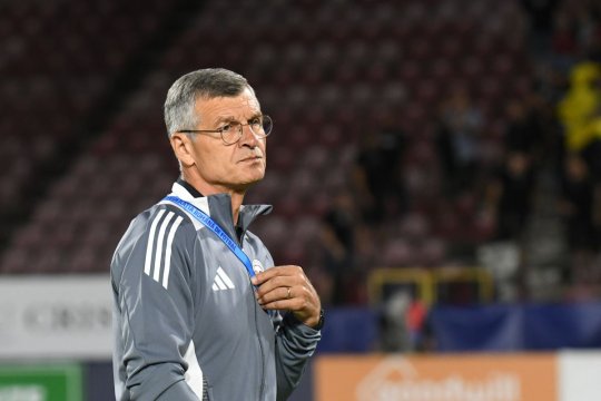Ioan Ovidiu Sabău își ține jucătorii cu picioarele pe pământ după succesul din Gruia: ”Încă nu am realizat nimic”