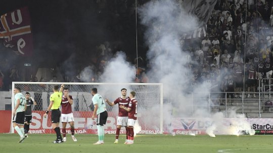 "Revoltă" în Giulești, după Rapid - Sepsi! Fanii nu au ținut cont nici de situația grea a lui Lennon. Antrenorul cerut în locul britanicului, prezent pe stadion