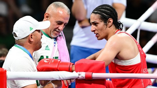 Sportiva acuzată că e bărbat, apărată de o altă luptătoare: ”S-a născut fată, are tot dreptul să fie aici”