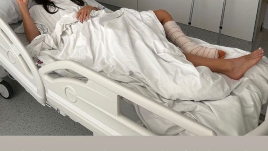 Sezon încheiat pentru Sorana Cîrstea! Mesajul de pe patul de spital: ”Ne vedem în 2025”