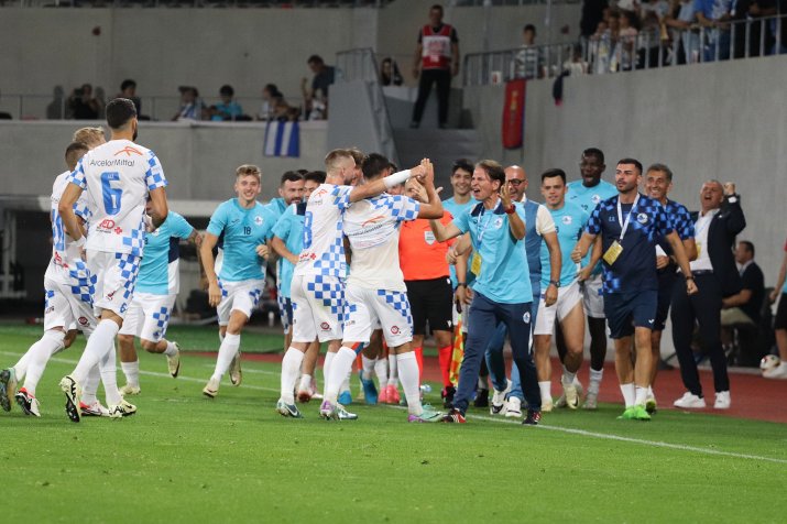 Corvinul a trecut de Paksi în primul tur din Europa League, pentru ca apoi să fie depășită de Rijeka