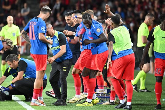 Veste uriașă pentru FCSB. Unul din cei mai importanți fotbaliști ai campioanei poate juca cu Sparta