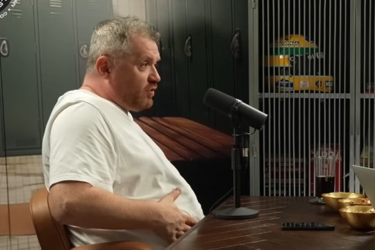 ”Dieta” lui Cătălin Oprișan: "Am 113 kilograme. Am făcut asta ani de zile". Câți litri de suc bea zilnic