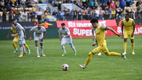 Botoșani - Petrolul Ploiești 0-2. Victorie în ultimele secunde pentru "Lupii Galbeni"