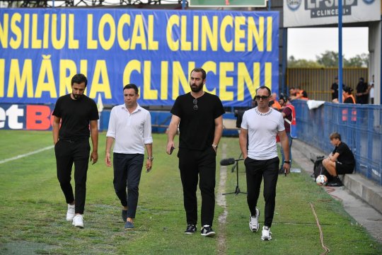 Președintele turc al Petrolului, Pertev Onguner, îi răspunde lui Mihai Rotaru: “Cei de la Craiova au insistat să vorbim! Au venit la noi, dar i-am refuzat din motive etice! E trist ce fac acum!”