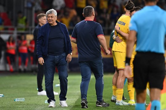 Tot discursul lui Mircea Lucescu de după victoria României cu Lituania: jucătorul care a primit felicitările selecționerului