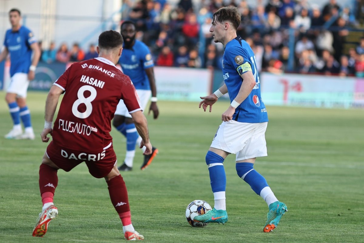 Grameni este noul jucător al Rapidului.