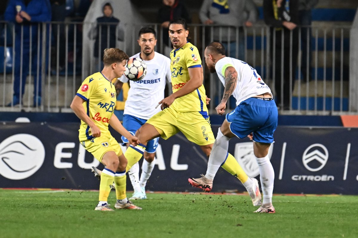 Petrolul - Farul