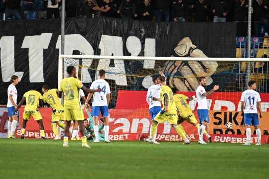 Gică Hagi și-a făcut praf jucătorii după remiza cu Petrolul: ”Greșeli nepermise. Mai au de învățat”