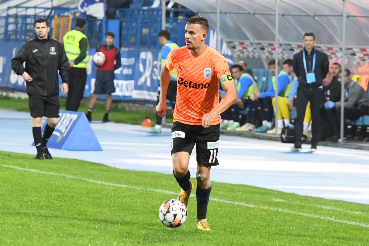 Nicușor Bancu în meciul de fotbal dintre Poli Iași si Universitatea Craiova, contând pentru SuperLiga, desfășurat pe Stadionul Emil Alexandrescu din Iași, duminică 15 septembrie 2024
