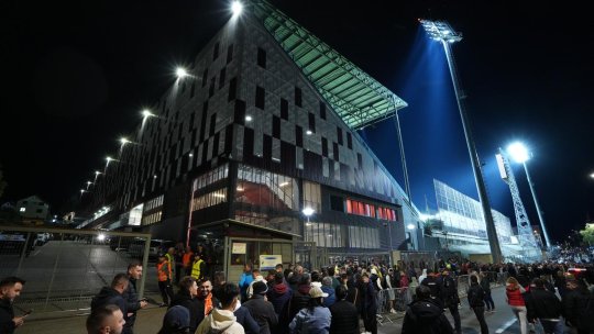 Interes uriaș pentru meciul CFR Cluj - FCSB! Imagini cu cozile infernale la care au stat fanii pentru a intra pe stadion