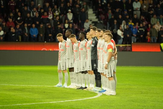 Ultim omagiu adus lui Gigi Mulțescu la CFR Cluj - FCSB. Ce a apărut pe tabela de marcaj din Gruia