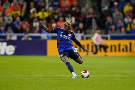 Boupendza, ”mărul discordiei” dintre Zamalek și Rapid. Ce sumă cer egiptenii + De ce oficialii Rapidului stau liniștiți
