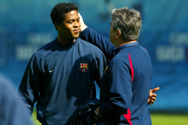 Patrick Kluivert in tricoul Barcelonei