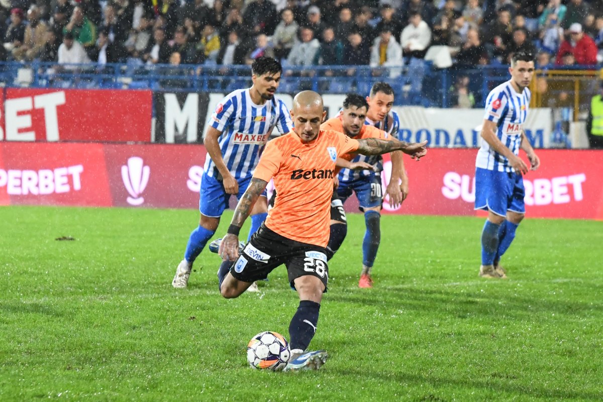 Alexandru Mitriță a ratat un penalty împotriva celor de la Poli Iași