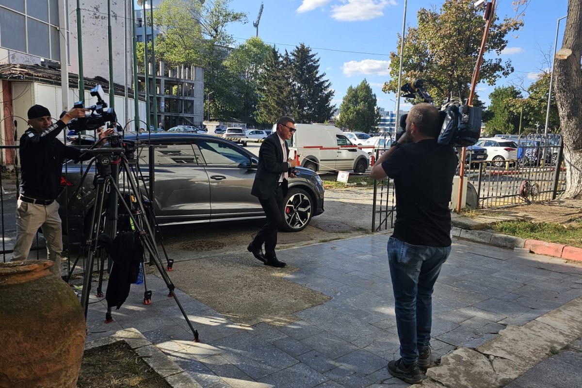 Cristi Borcea și-a făcut apariția la sediul clubului din Ștefan cel Mare, unde fusese depus sicriul în care se afla Gheorghe Mulțescu