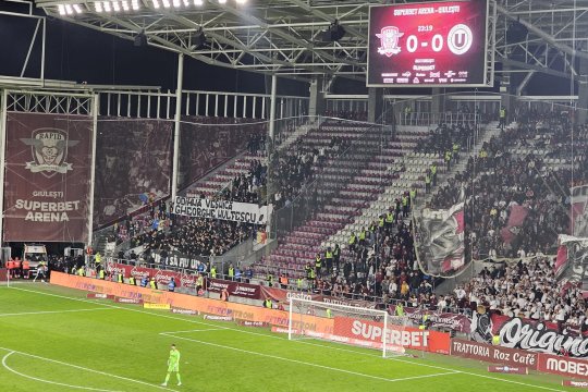 Fanii lui "U" Cluj, omagiu pentru Gigi Mulțescu! Mesajul afișat în timpul meciului cu Rapid