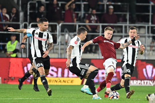 Ilie Dumitrescu, laude pentru jucătorii lui U Cluj după victoria cu Rapid: ”Este o echipă lucrată, care mereu pune presiune pe adversari”
