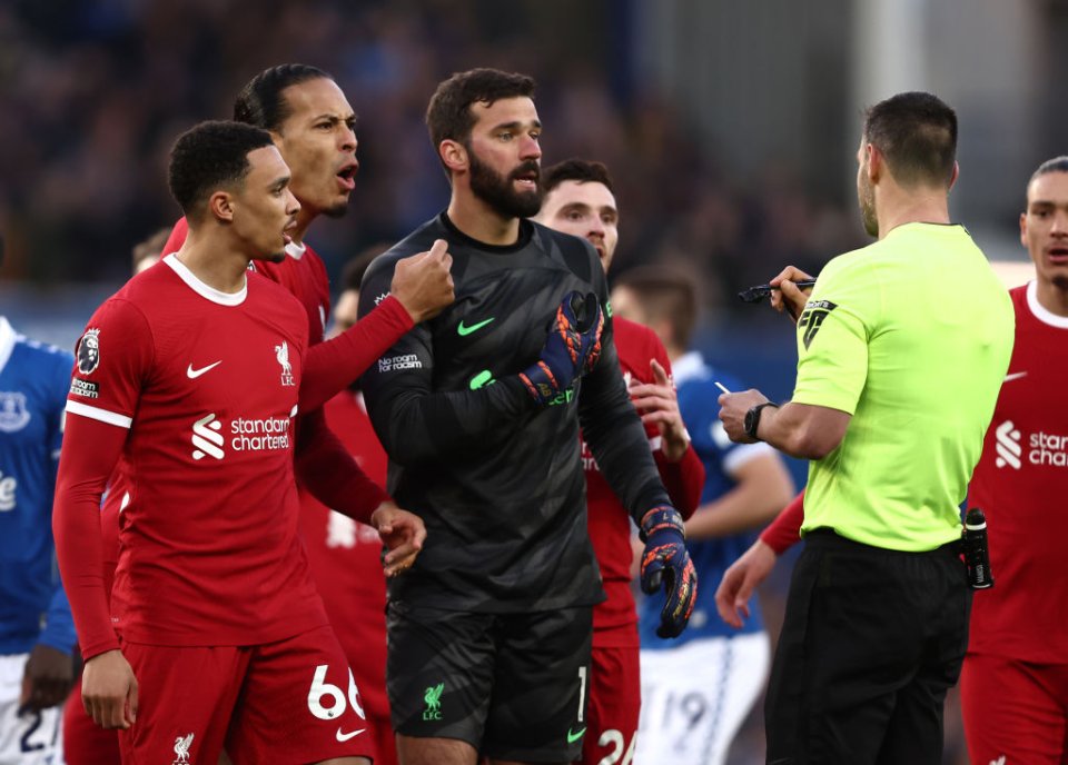 Alisson Becker a vorbit fără ocolișuri despre cum văd fotbaliștii cele mai recente modificări din UEFA Champions League