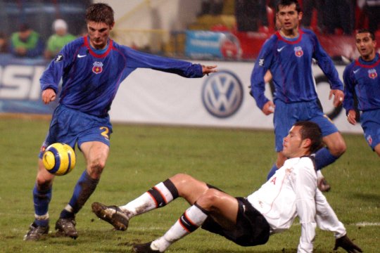 Atacantul care a scris istorie pentru FCSB, amintiri de la dubla cu Valencia: ”Momente frumoase!” + Cum era să ajungă la rivala Rapid: ”Mă înțelesesem cu Giovanni Becali”