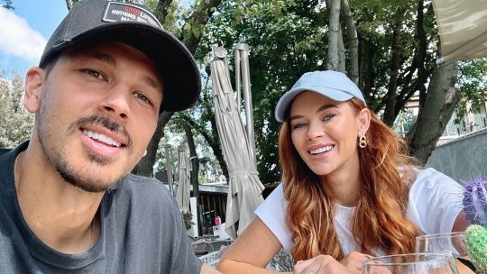 Sunt celebră, scoate-mă de aici! :) Omul adus de Neil Lennon la Rapid, surprins în București alături de superba iubită mult mai cunoscută