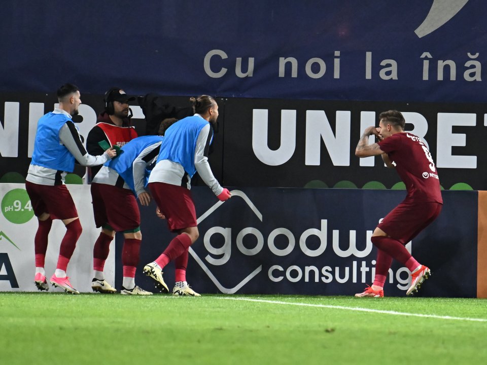 Louis Munteanu se bucura dupa un gol marcat în meciul dintre CFR Cluj si FCSB, contând pentru Superliga, desfășurat pe Stadionul Dr. Constantin Raduescu din Cluj Napoca, duminica 15 septembrie 2024.