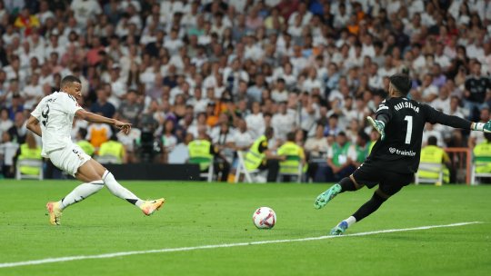 Mbappe show pe Bernabeu! Francezul, la primele goluri în LaLiga pentru "Galactici"