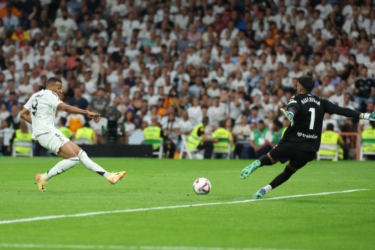 Mbappe show pe Bernabeu! Francezul, la primele goluri în LaLiga pentru "Galactici"