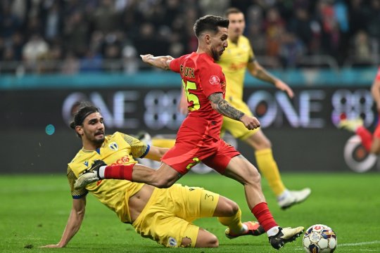 Cine arbitrează FCSB - Petrolul: oaspeții nu au mai câștigat cu el la ”centru” de 3 ani