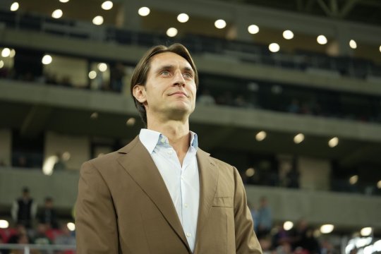 Moment emoționant pentru fanii roș-albaștrilor pe Ghencea. Idolul tribunelor de altădată a dat lovitura de începe a meciului FCSB - Petrolul