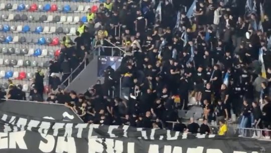 Bătăie între jandarmi și ultrași la FCSB - Petrolul