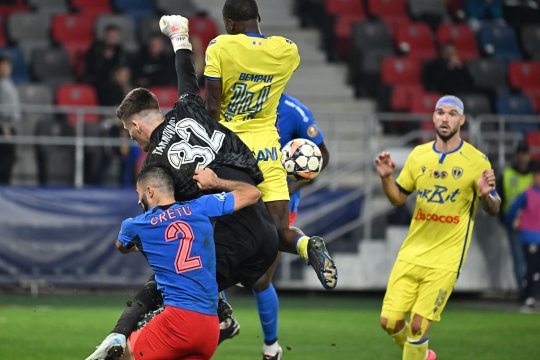 Adrian Șut, supărat pe arbitraj după ce FCSB a fost egalată la ultima fază de Petrolul: "Nici nu cred că au verificat"