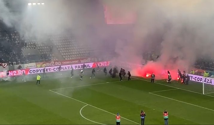 Bătăie la Dinamo - UTA